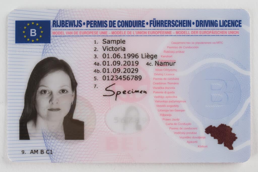 Voorbeeld van een Europees rijbewijs in kaartmodel.